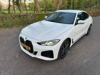 Usata BMW i4 M Sport 250 kW (340 CV) 2022 Bianco Berlina