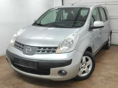 Usata Nissan Note Acenta 86 CV (63 kW) 2006 Argento Utilitaria