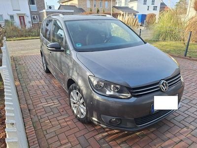 Gebraucht VW Touran Active 105 PS (77 kW) 2012 Grau Van / Kleinbus