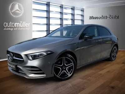 Gebraucht Mercedes A250 AMG 160 PS (117 kW) 2021 Grau Limousine