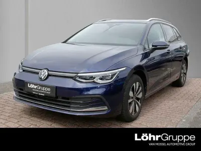 Gebraucht VW Golf VIII Move 110 PS (80 kW) 2023 Atlantik blue metallic Kombi