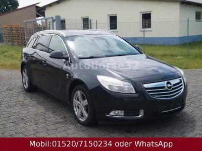 Gebraucht Opel Insignia 194 PS (142 kW) 2012 Schwarz Kombi