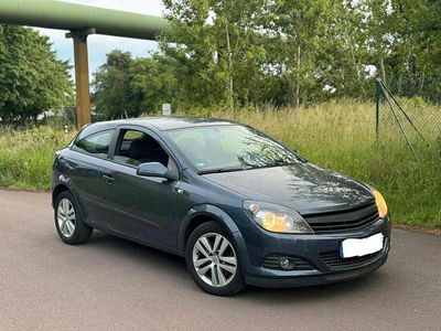 Opel Astra GTC