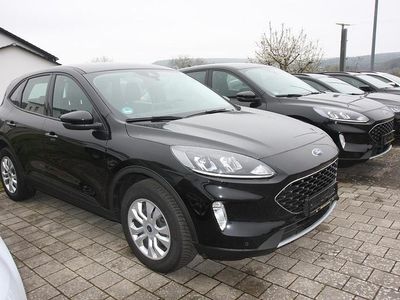 Second-hand Ford Kuga Cool & Connect 150 CP (110 kW) 2024 Negru SUV