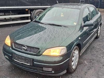 Gebraucht Opel Astra 101 PS (74 kW) 1998 Grün Limousine