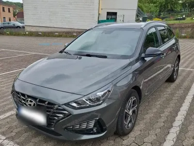 Gebraucht Hyundai i30 Edition 30 120 PS (88 kW) 2021 Grau Limousine