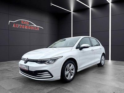 Gebraucht VW Golf VIII Life 110 PS (80 kW) 2021 Pure white Limousine