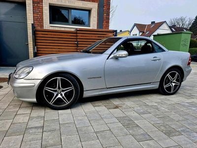 Usata Mercedes SLK200 163 CV (119 kW) 2003 Argento Cabrio
