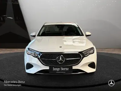 Gebraucht Mercedes E220 Advanced 197 PS (144 kW) 2025 Weiß Limousine