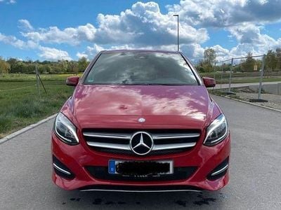 Mercedes B220