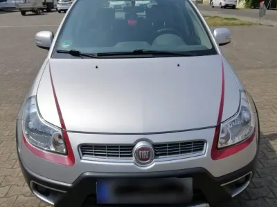 Gebraucht Fiat Sedici 120 PS (88 kW) 2012 Silber SUV