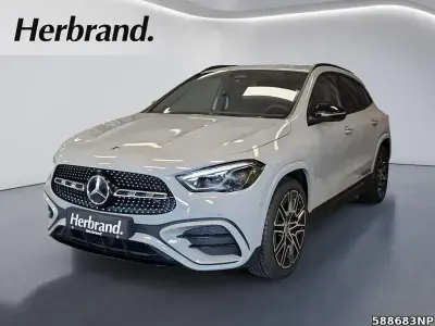 Gebraucht Mercedes GLA200 Edition 163 PS (119 kW) 2025 Manufaktur lack manufaktur alp SUV