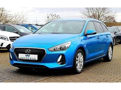Gebraucht Hyundai i30 101 PS (74 kW) 2017 Blau Kombi