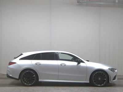 Silber Gebraucht 2021 Mercedes CLA250 Shooting Brake AMG line Kombi | 25.380 € (Guter Preis)