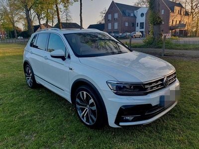 Usata VW Tiguan R-line 220 CV (161 kW) 2018 Bianco SUV