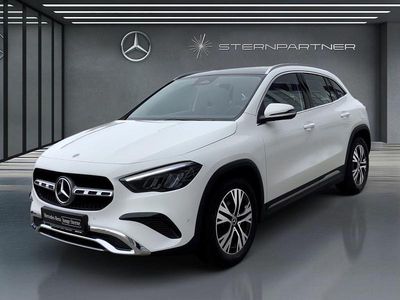 Gebraucht Mercedes GLA200 Progressive 163 PS (119 kW) 2024 Weiß SUV