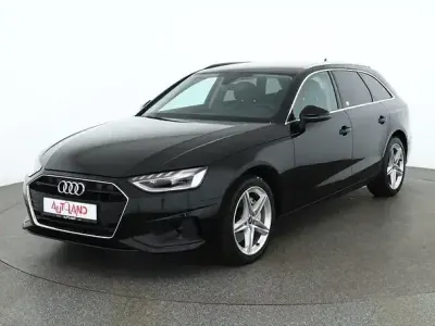 Używany Audi A4 Comfort 204 KM (150 kW) 2021 Czarny Kombi