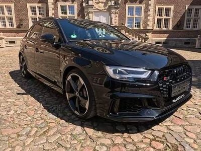 Gebraucht Audi RS3 Ambiente 400 PS (294 kW) 2020 Schwarz Limousine