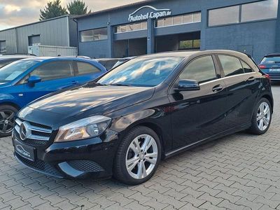 Gebraucht Mercedes A180 122 PS (89 kW) 2013 Schwarz Limousine