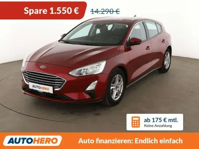 Begagnad Ford Focus Cool & Connect 101 HK (74 kW) 2019 Röd Sedan