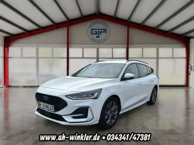 Gebraucht Ford Focus ST-Line 125 PS (91 kW) 2022 Weiß Kombi