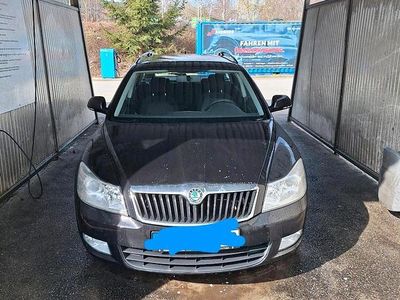Gebraucht Skoda Octavia 160 PS (117 kW) 2010 Schwarz Kombi