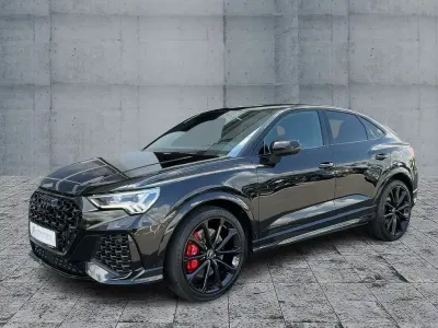 Gebraucht Audi RS Q3 Sportback Sport 400 PS (294 kW) 2022 Schwarz SUV