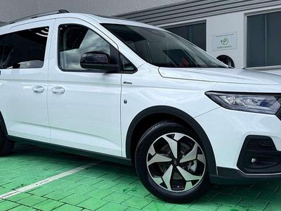 Neu Ford Grand Tourneo Connect Active 122 PS (89 kW) 2025 Frostweiß Van / Kleinbus