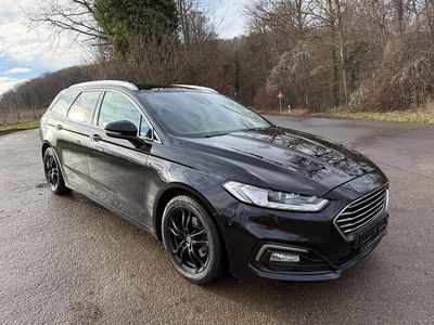 Schwarz Gebraucht 2019 Ford Mondeo Titanium Kombi | 10.900 € (Guter Preis)