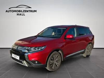Gebraucht Mitsubishi Outlander 150 PS (110 kW) 2020 Rot SUV