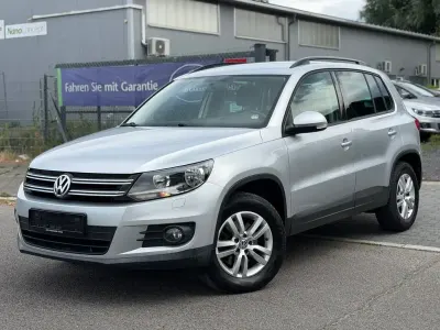Gebraucht VW Tiguan 122 PS (89 kW) 2013 Silber SUV
