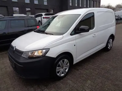 Gebraucht VW Caddy 122 PS (89 kW) 2022 Weiß Van / Kleinbus