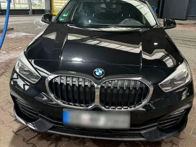 Używany BMW 116 Advantage 116 KM (85 kW) 2020 Czarny Hatchback