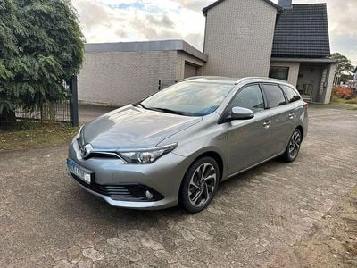 Toyota Auris Touring Sports