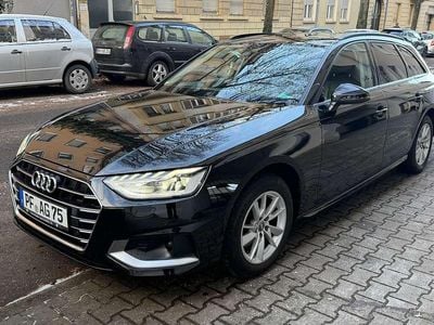 Schwarz Gebraucht 2020 Audi A4 Advanced Kombi | 21.500 € (Teuer)