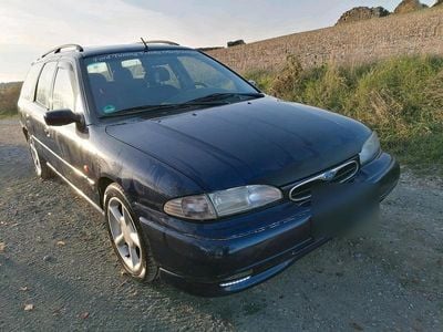 Gebraucht Ford Mondeo Ghia 170 PS (125 kW) 1995 Blau Kombi