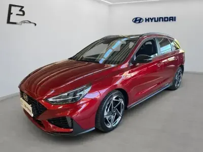 Neu Hyundai i30 N Line 150 PS (110 kW) 2026 Rot Limousine