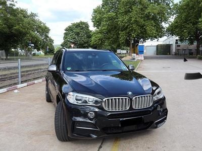 BMW X5 M50