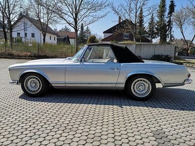 Gebraucht Mercedes 230 150 PS (110 kW) 1964 Silber Cabrio