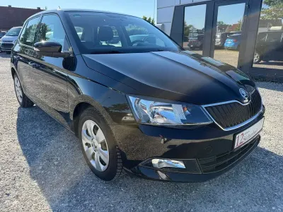 Gebraucht Skoda Fabia Ambition 90 PS (66 kW) 2015 Schwarz Limousine