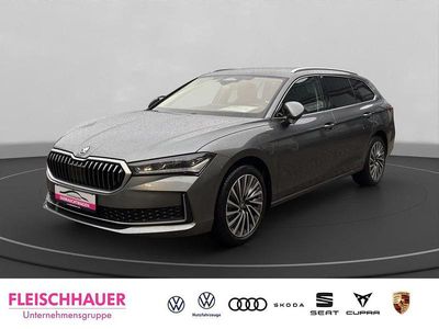 Graphitegrau metallic Gebraucht 2025 Skoda Superb LAURIN & KLEMENT Kombi | 46.981 € (Teuer)