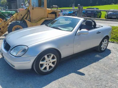 Gebraucht Mercedes SLK200 136 PS (100 kW) 1997 Silber Cabrio
