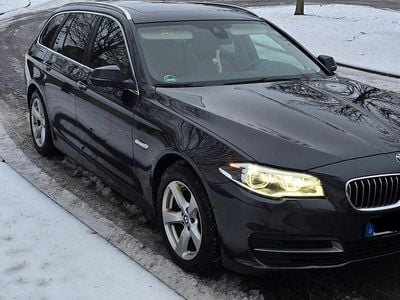 Gebraucht BMW 525 Sport Line 218 PS (160 kW) 2014 Schwarz Kombi
