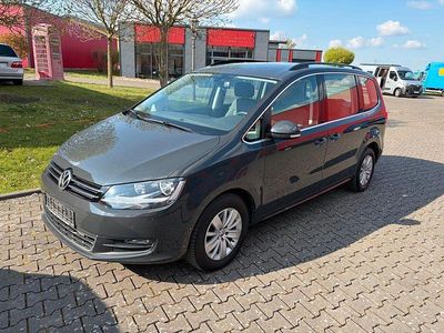 Second-hand VW Sharan Comfortline 150 CP (110 kW) 2015 Gri Monovolum