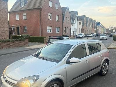 Gebraucht Opel Astra 105 PS (77 kW) 2005 Kleinwagen