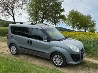 Usata Fiat Doblò 105 CV (77 kW) 2014 Grigio Monovolume