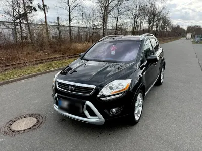Gebraucht Ford Kuga Individual 163 PS (119 kW) 2012 Schwarz SUV