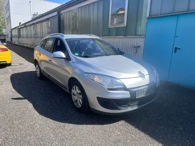 Second-hand Renault Mégane III Expression 110 CP (80 kW) 2013 Gri Berlinǎ