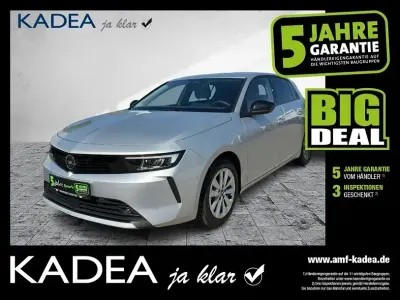 Używany Opel Astra Elegance 131 KM (96 kW) 2023 Srebrny Sedan/Limuzyna