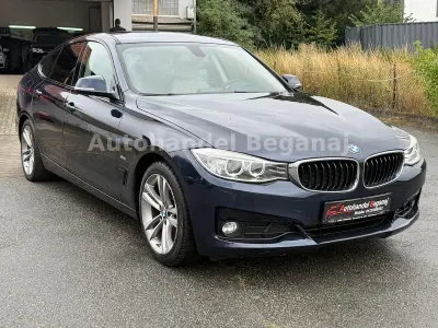 Gebraucht BMW 318 Sport Line 150 PS (110 kW) 2015 Blau Limousine